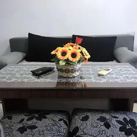 Day And Night ヴェリコ・タルノヴォ