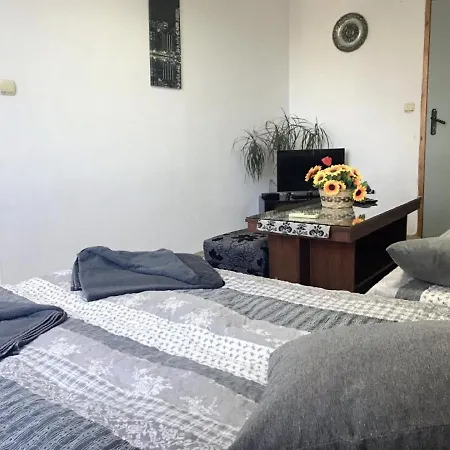 Day And Night Apartment *